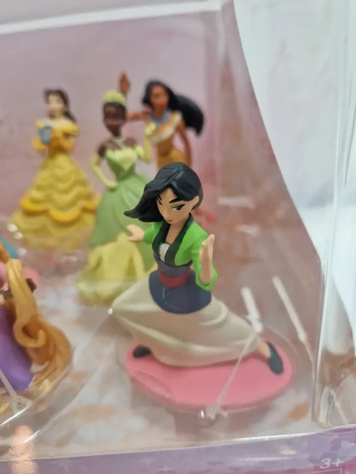 D267- Disney Princess Deluxe Figurine Playset - photo numéro 3