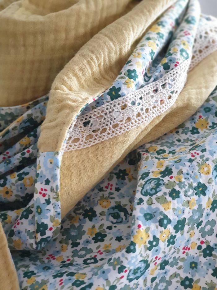 Chèche XXL en double gaze de printemps - photo numéro 2