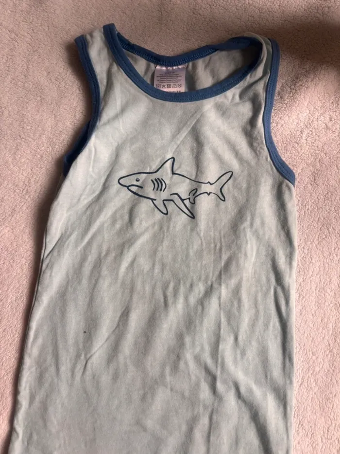 3 maillots de corps 24 mois - photo numéro 4