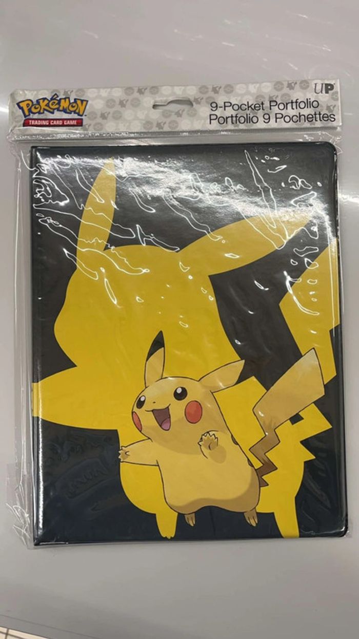 Porte folio pikachu Pokémon