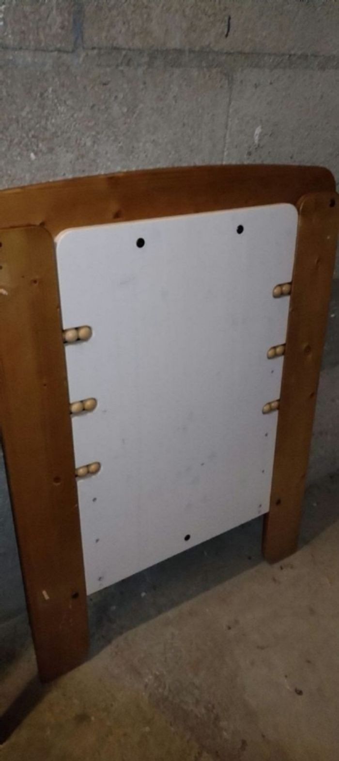 Lit bébé en bois pas d'envoi - photo numéro 3