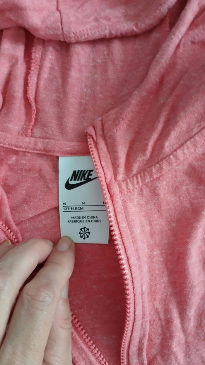 Gilet nike 10ans - photo numéro 3