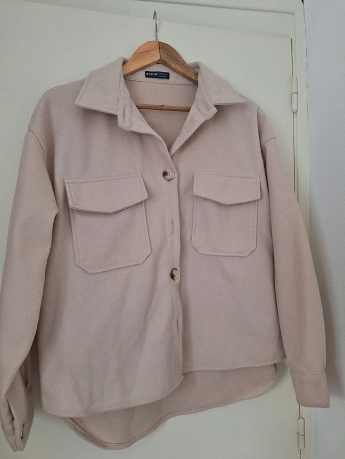 Belle chemise Shein taille 40 / 42 - photo numéro 4