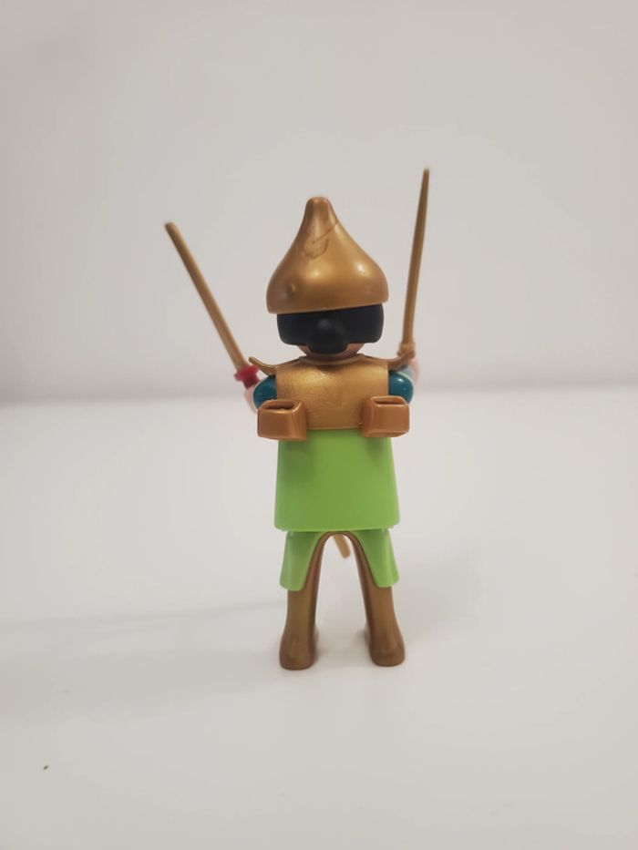 Playmobil Médiéval un Guerrier Samouraï avec casque, épée, sabres très bon état - photo numéro 4