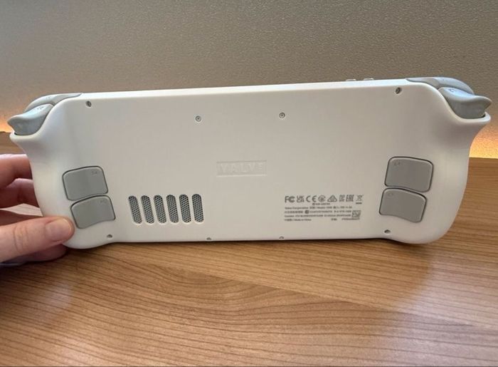 Steam Deck OLED Édition Limitée Blanche - 1 To - photo numéro 3