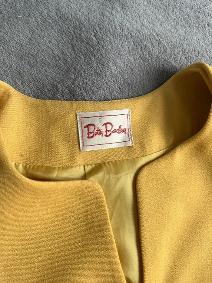 Veste jaune Betty Barclay – Chic structuré & zip doré – T.44 - photo numéro 2