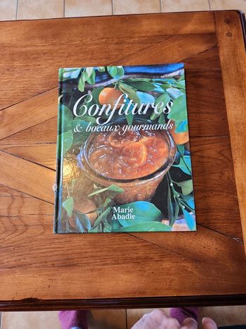 Livre Confitures & bocaux gourmands  Marie Abadie