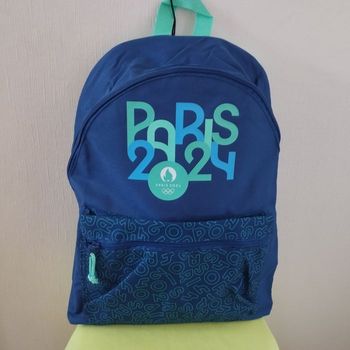 Sac à dos Neuf Paris 2024