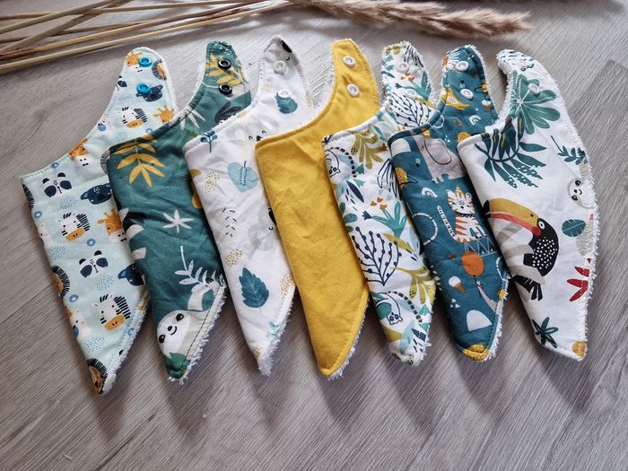 Lot 7 Bavoirs Bandana
