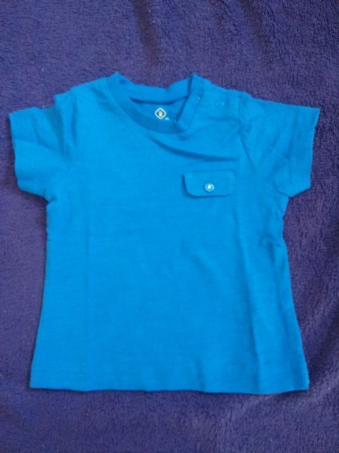 Tee shirt taille 6 mois