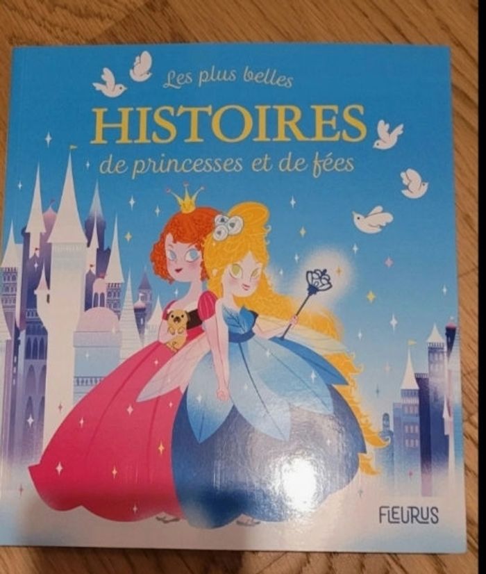 Livre neuf les plus belles histoires de princesse et de fée