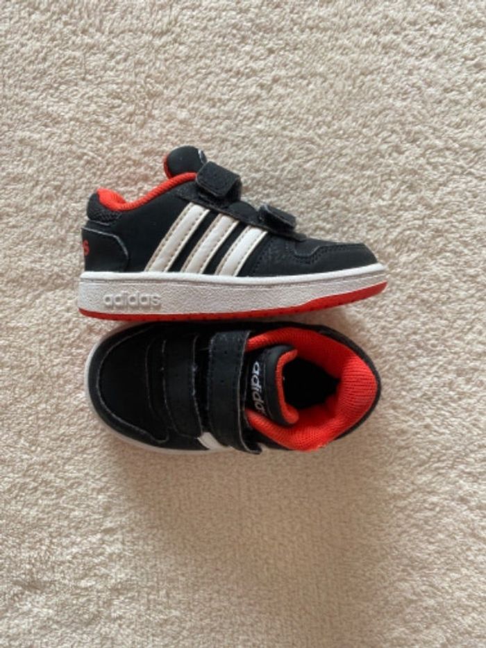 Baskets adidas