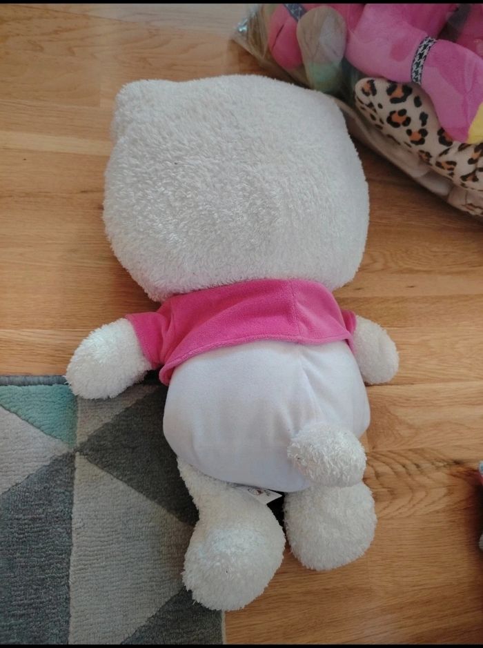 Peluche hello kitty - photo numéro 2