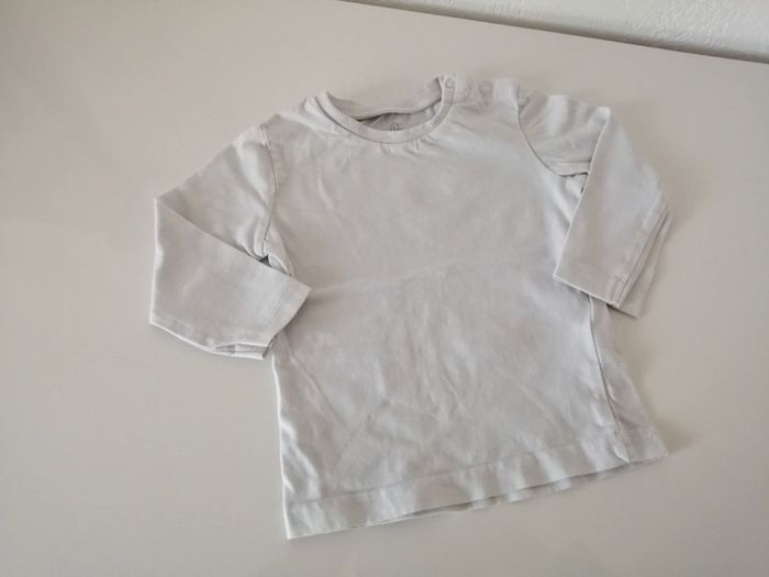 T. Shirt manches longues 12 mois