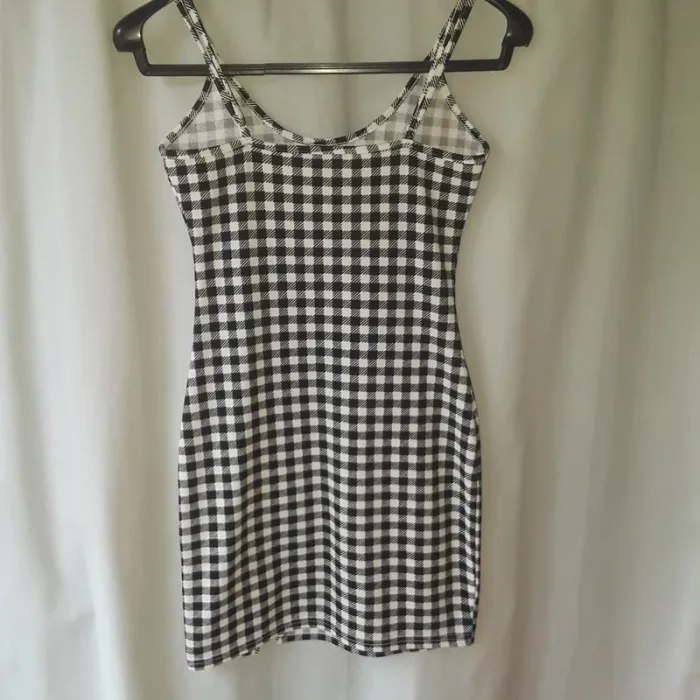 Robe courte - photo numéro 3