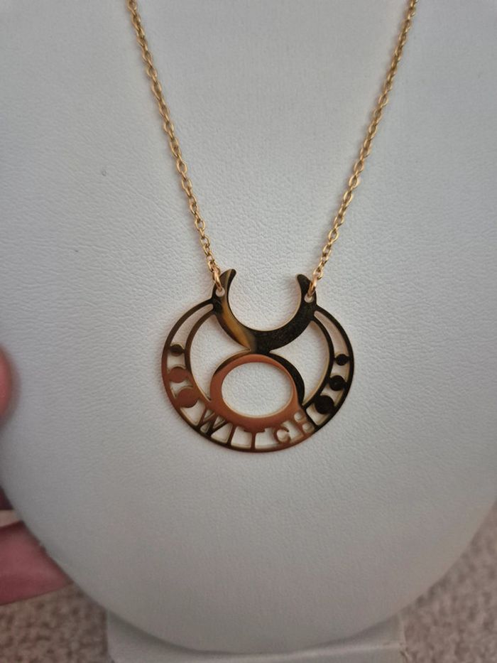 Collier Witch doré - photo numéro 2
