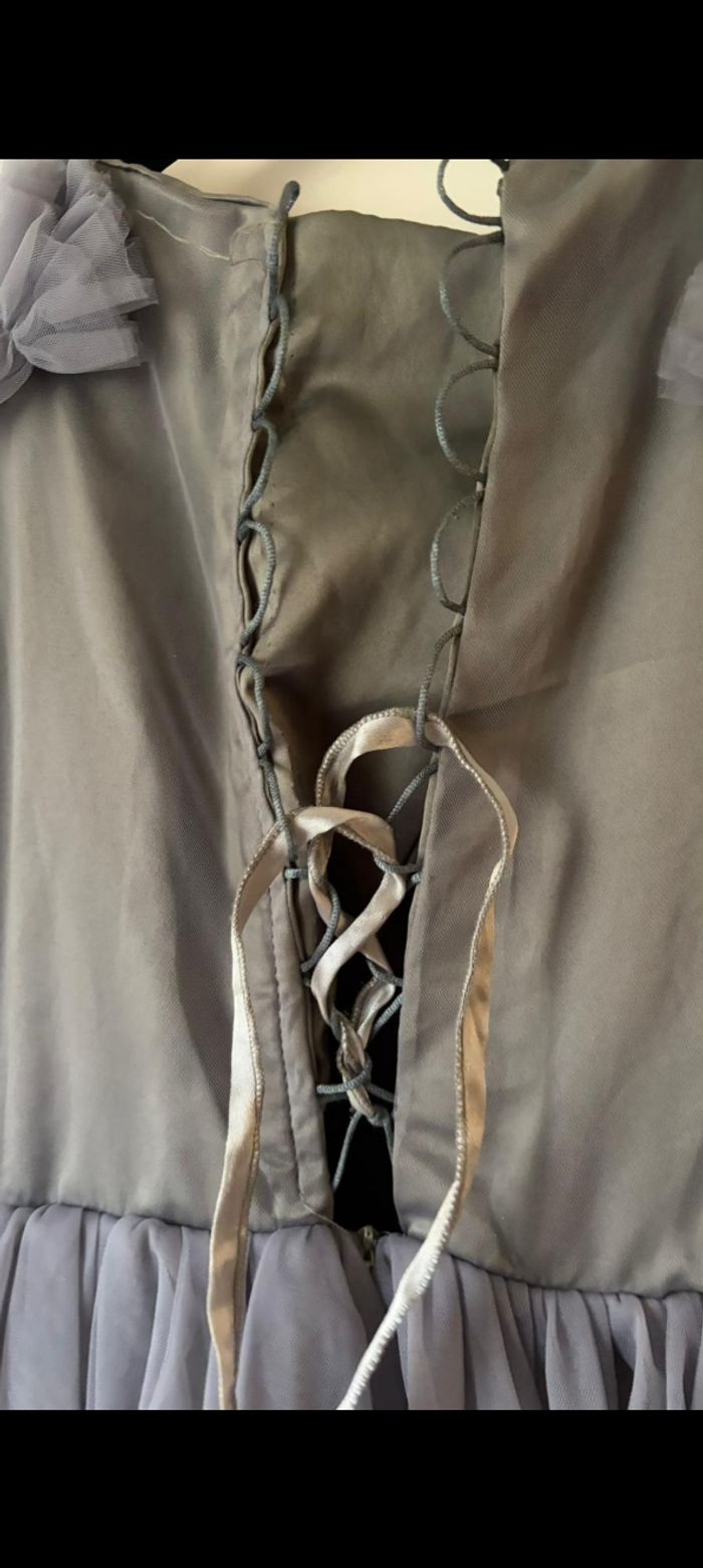 Robe pour fête - photo numéro 3