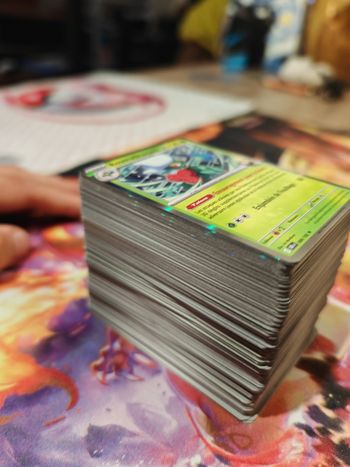 Gros lot de la team rocket: 229 ev10 Rivalités Destinées