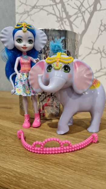 Enchantimals éléphant