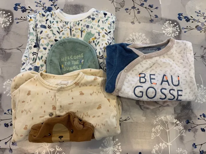 Lot pyjamas d’hiver 6 mois garçon