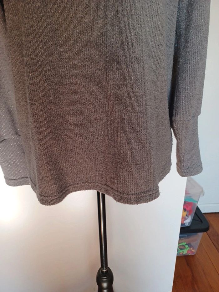 Pull col en dentelle - photo numéro 3