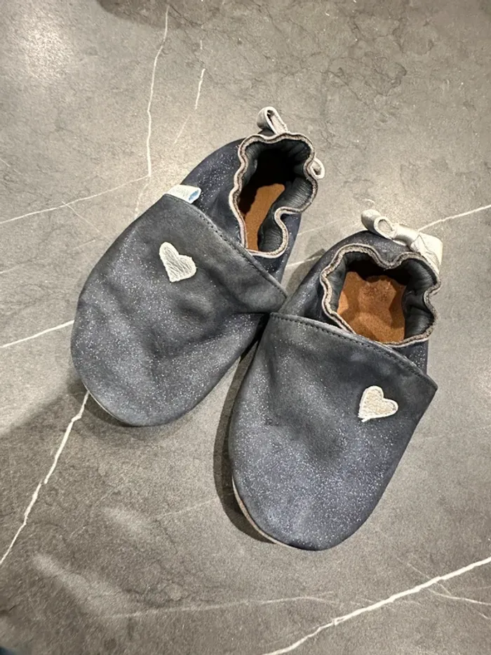 Chausson robeez 18/24 mois cœur marine à paillette