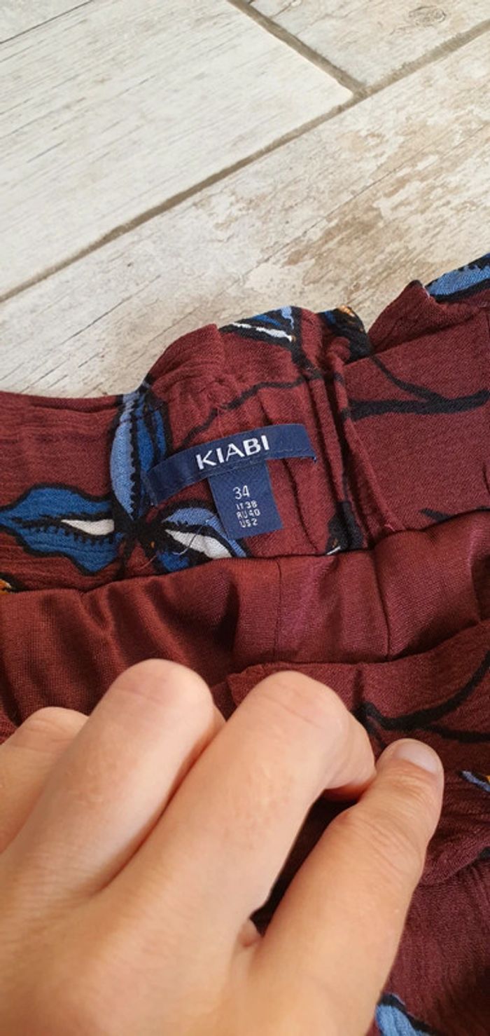 Très beau short de chez kiabi taille 34 en très bon état 👌 - photo numéro 4