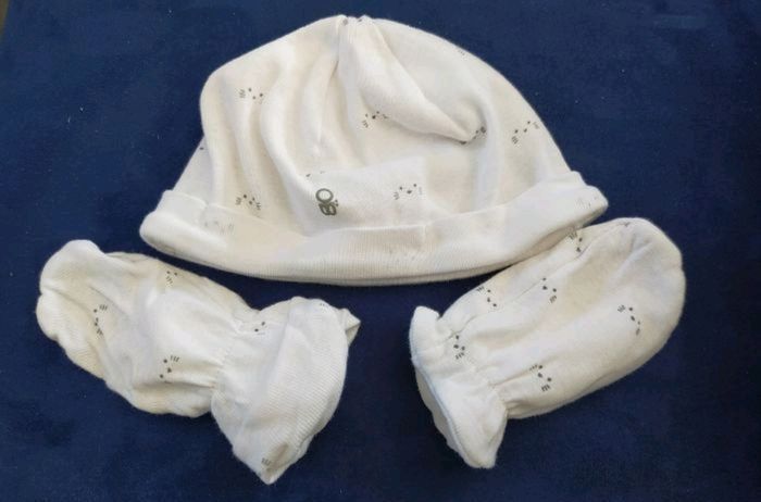 Ensemble Bonnet Moufles Chaussettes Bébé 0-6 Mois - Chapeau Ours Mignon Avec Gants De Protection