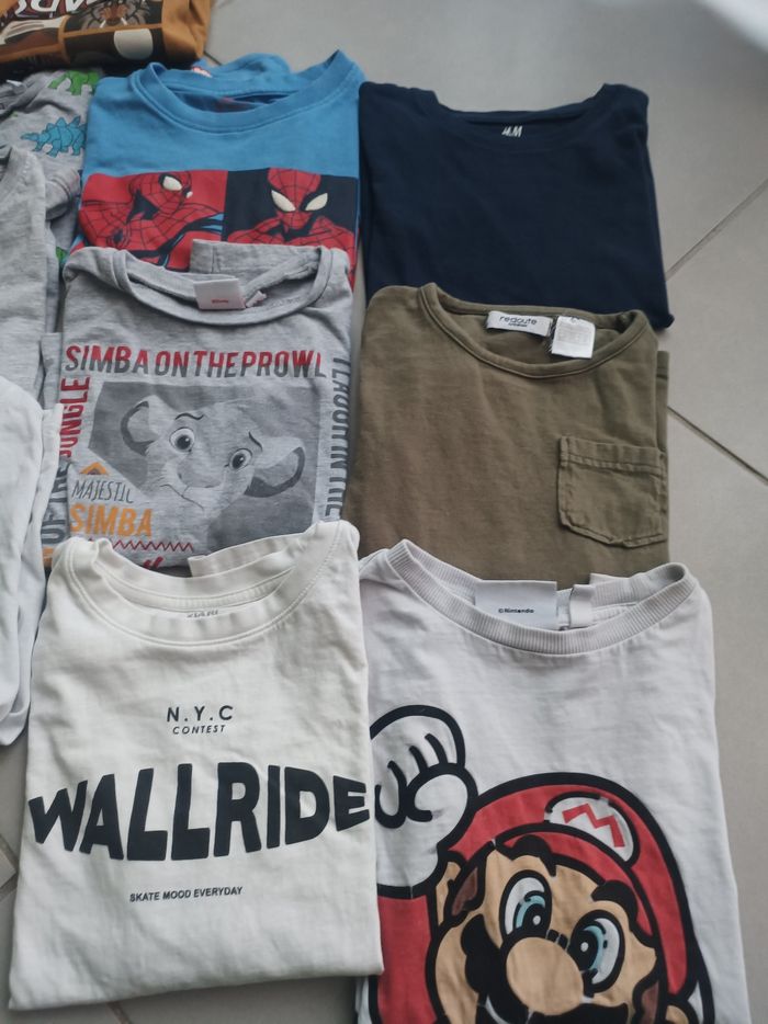 lot de 17 tee-shirts à manches longues pour garçon, taille 5/6 ans - photo numéro 2