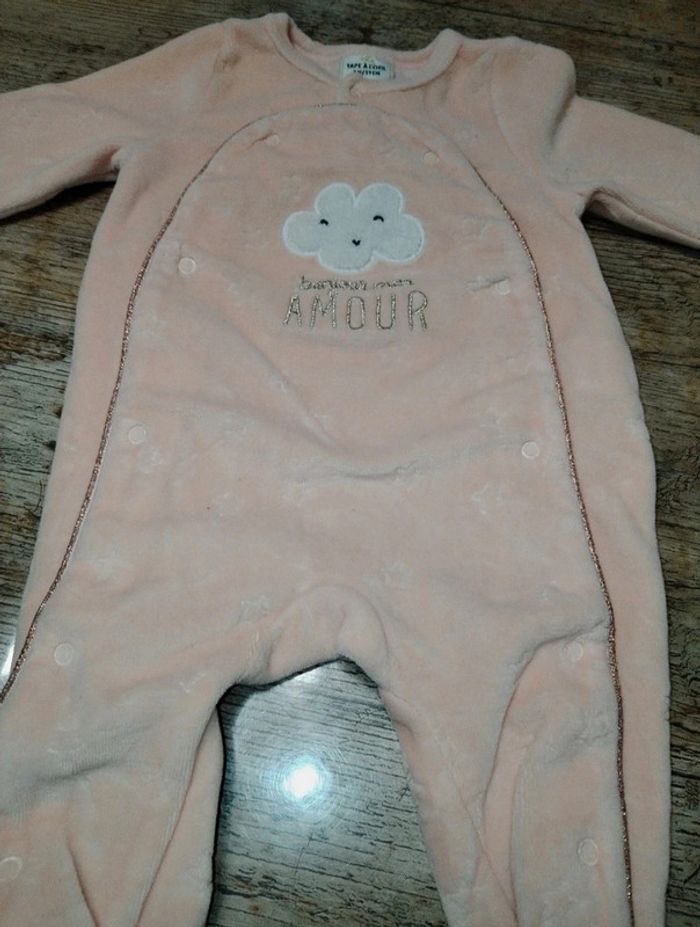 Joli pyjamas / grenouillère en velours fille 3 mois TAO - photo numéro 3