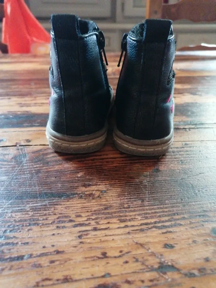 Bottines cuir pointure 21 - photo numéro 5