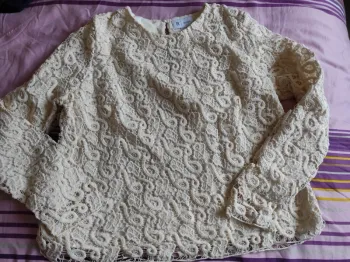Pull dentelle