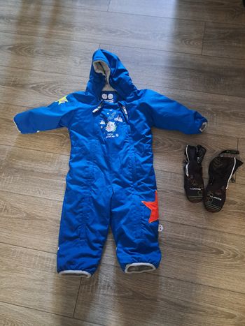 Combinaison de ski +moufles  2 ans