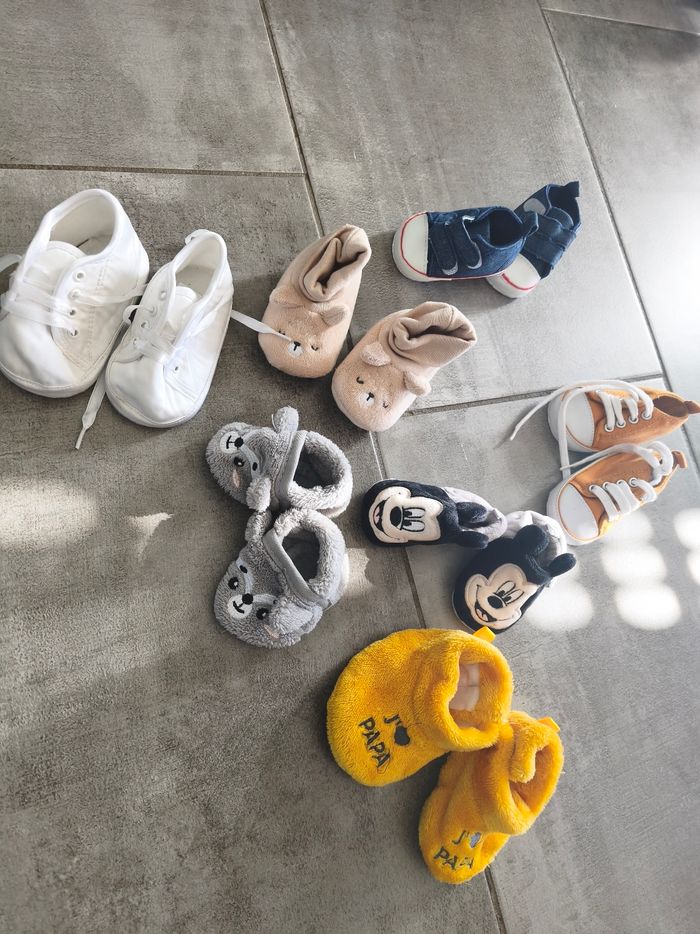 Lot chaussures/ chausson