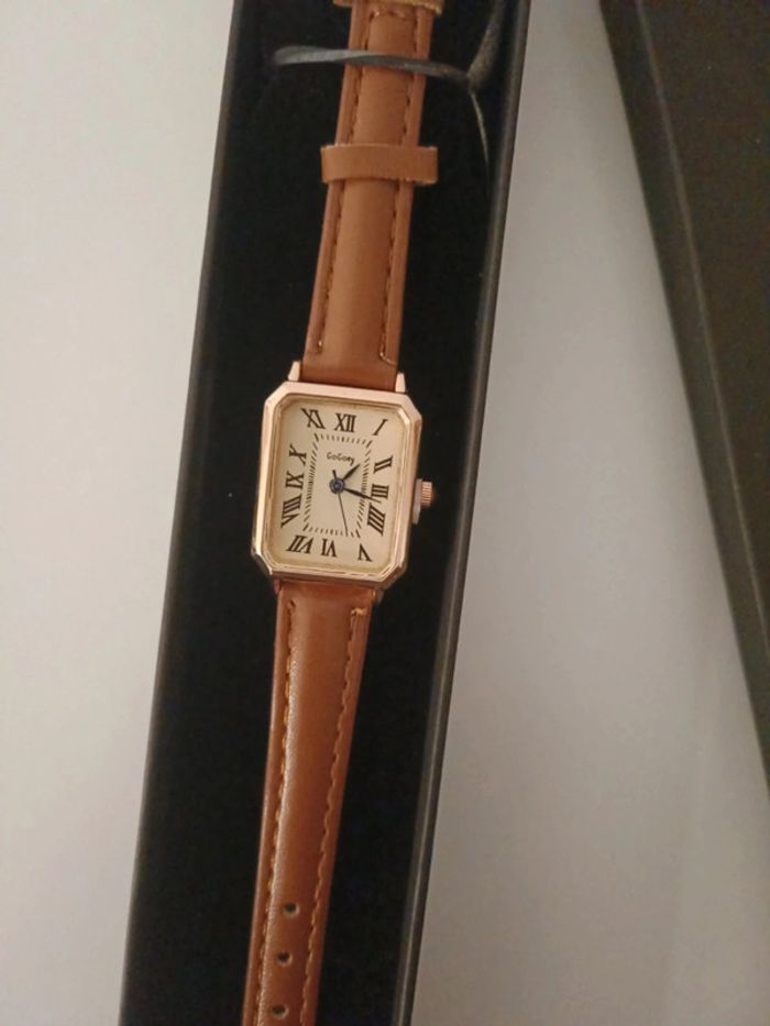 Montre femme - photo numéro 3