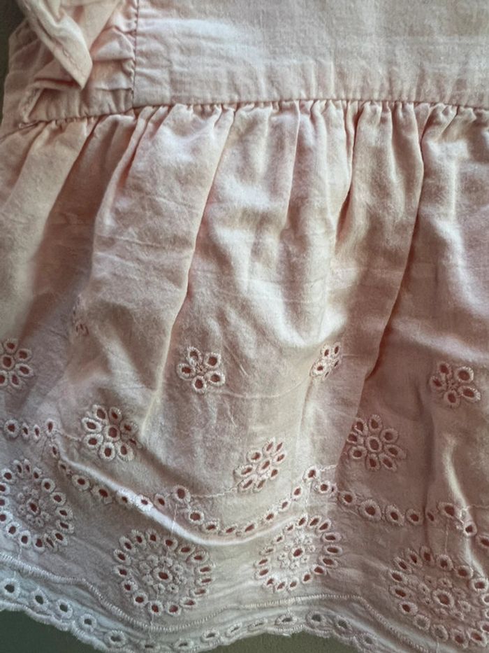 Jolie blouse rose manches courtes 6 mois - photo numéro 2