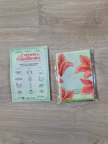 Furoshiki tissu avec sa notice neuf les carnets de l'apothicaire