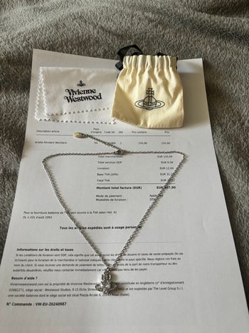 Collier vivienne westwood 