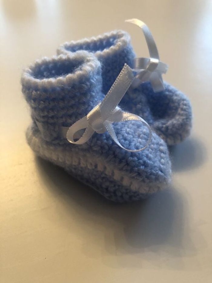 Chaussons bébé tricotés