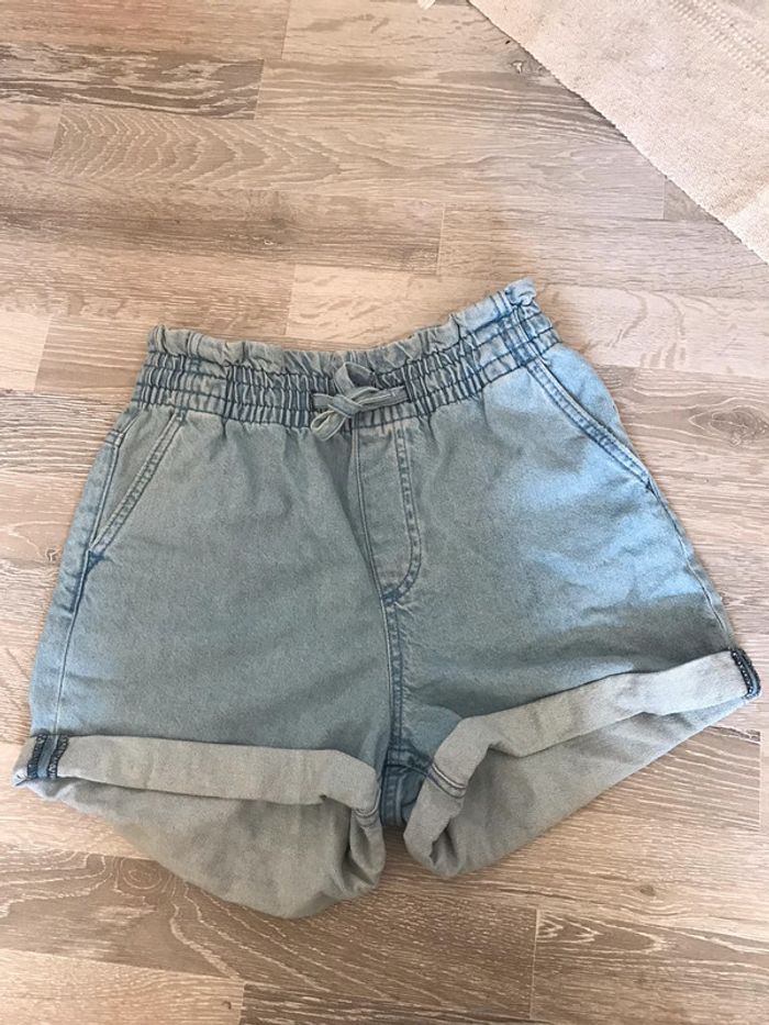 Short ceinturé