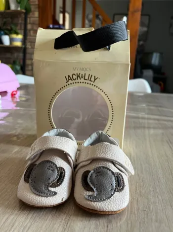 Chaussures bébé en cuir souple