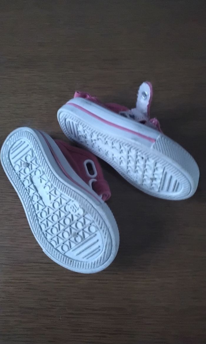 Basket à scratch  , rose et blanche  , In Extenso  , pointure 18 - photo numéro 2