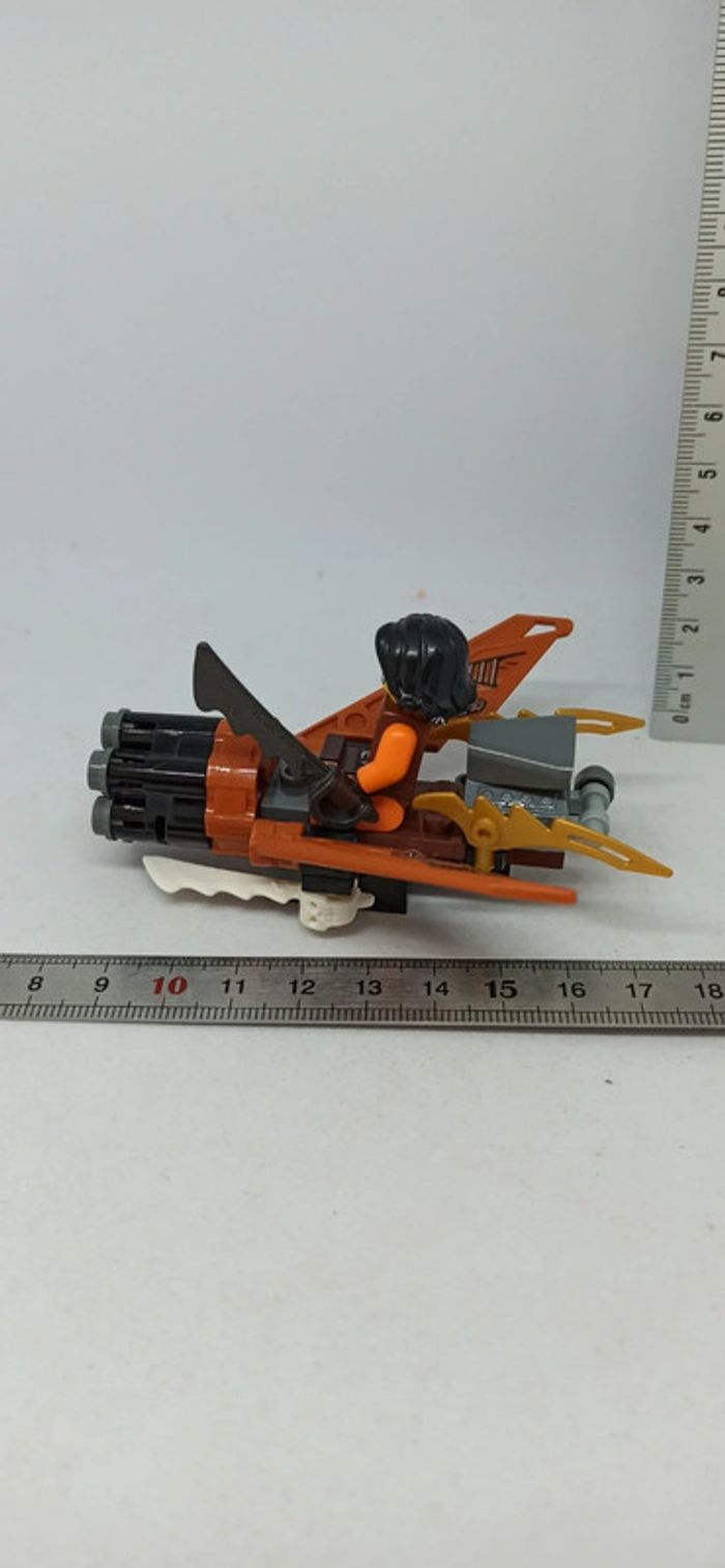 Petit vaisseau avec mitrailleuse motif samouraï ninjago lego - photo numéro 2