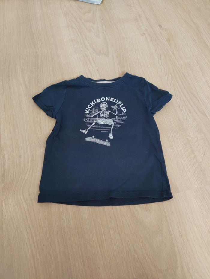 Lot de tee shirts 4ans - photo numéro 2