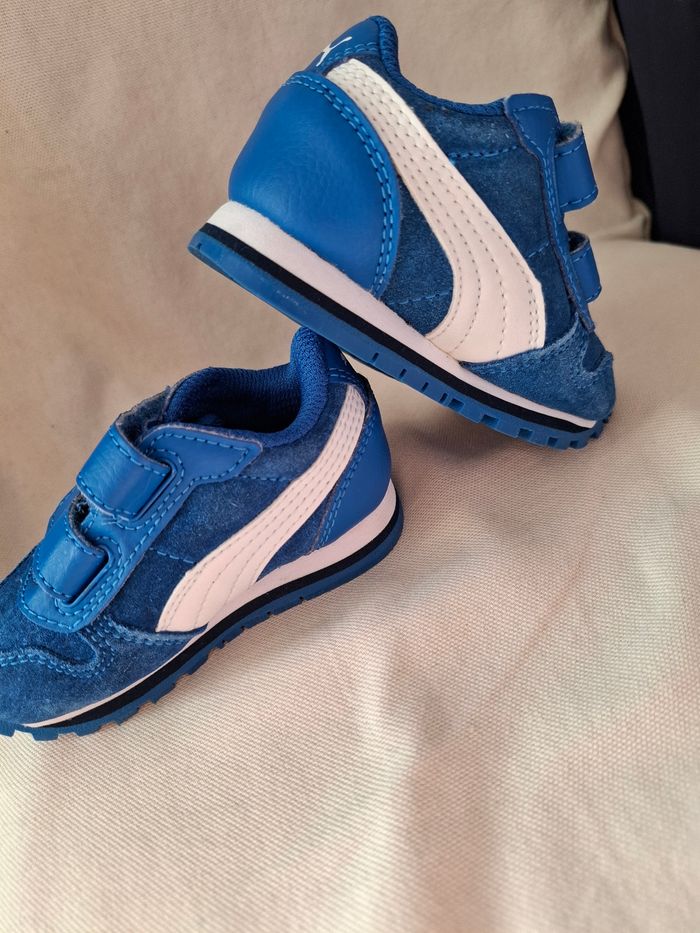 Basket Puma taille 19 - photo numéro 2