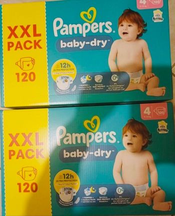 Lot de 2 cartons couches XXL Pampers taille 4