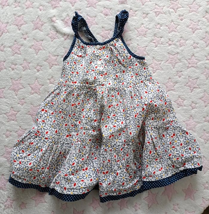 Robe fleurie orchestra 24 mois