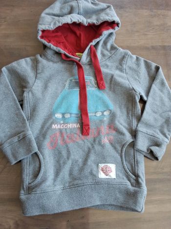 Pull à capuche
