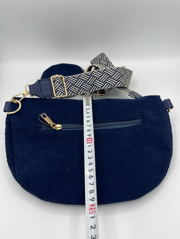 Sac banane bandoulière velours - photo numéro 6