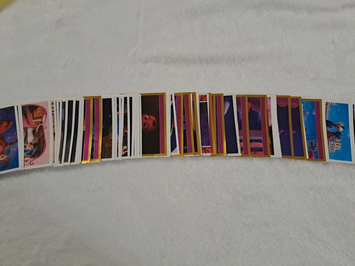 Cartes panini Miraculous le film - photo numéro 2